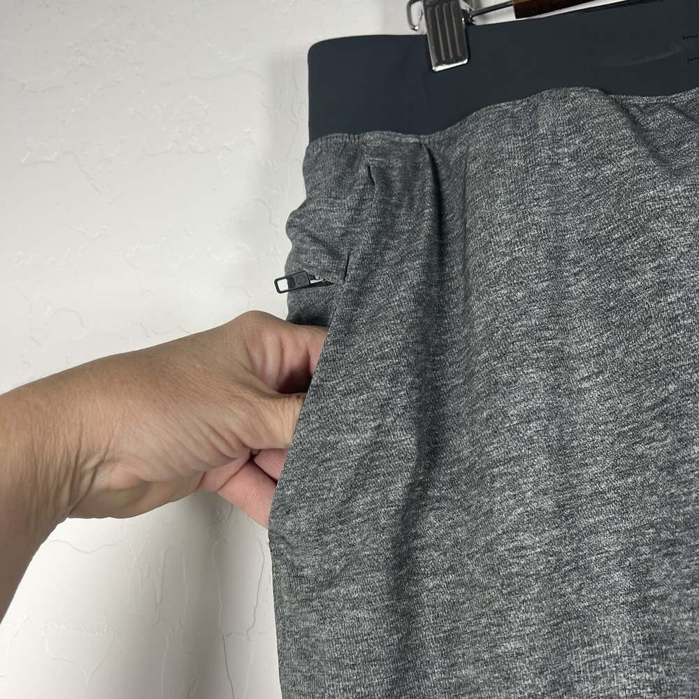 Lululemon T.H.E Short 9" Lined Mens L Heathered Gray Performance Gym M7AAUS - Picture 2 of 11